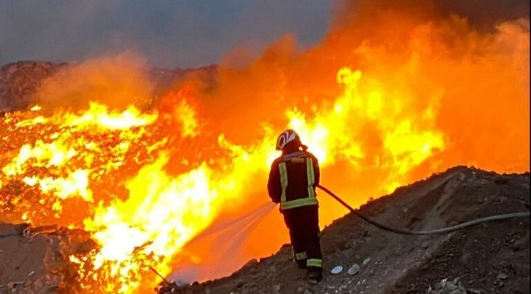 Controlado el Incendio en el Complejo Ambiental de Zurita