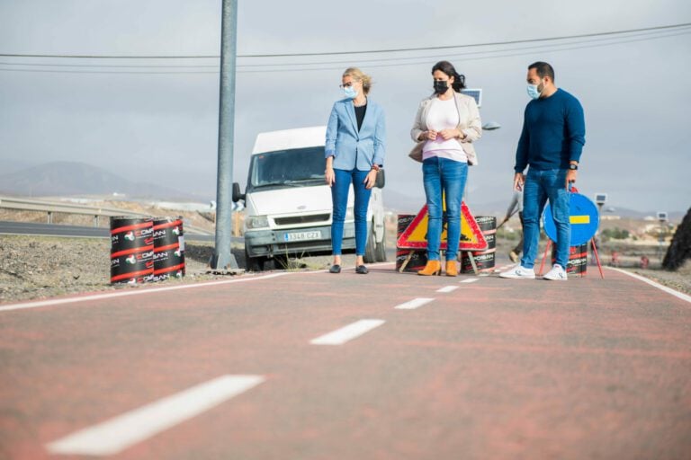 Avanzan los trabajos de mejora del carril bici que une Gran Tarajal y Las Playitas