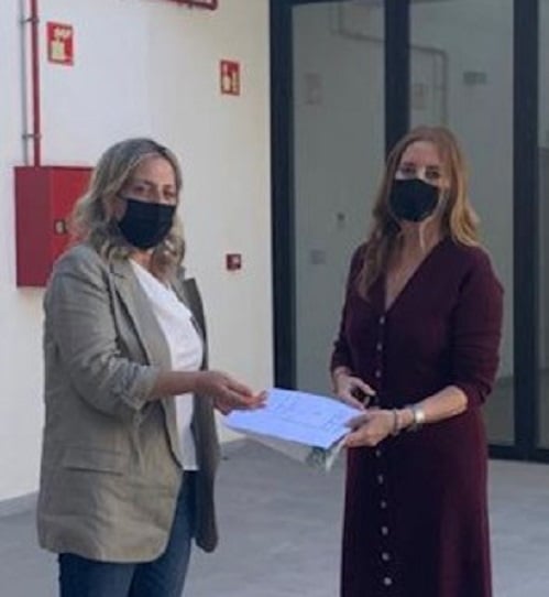 El Cabildo entrega las llaves del nuevo Centro Cultural de El Cotillo