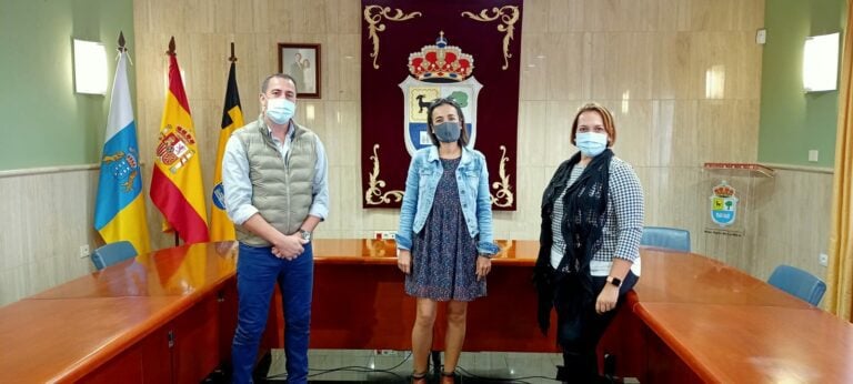 La Oliva establece líneas de colaboración con `SUMAS´ para trabajar con las familias