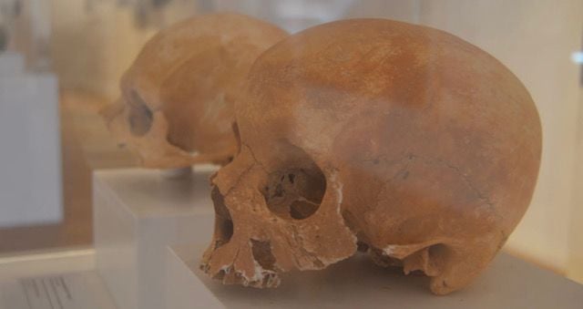 Hallados restos humanos del siglo XVI en una cueva de Fuerteventura