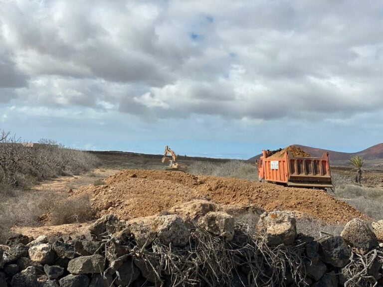 CC denuncia que dos proyectos eólicos destrozan gavias y tableros de la rosa del Cohombrillo