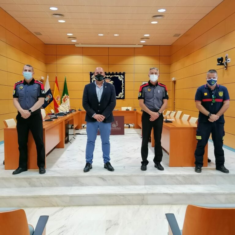 La Policía Canaria reforzará las labores de vigilancia en la Isla esta Semana Santa