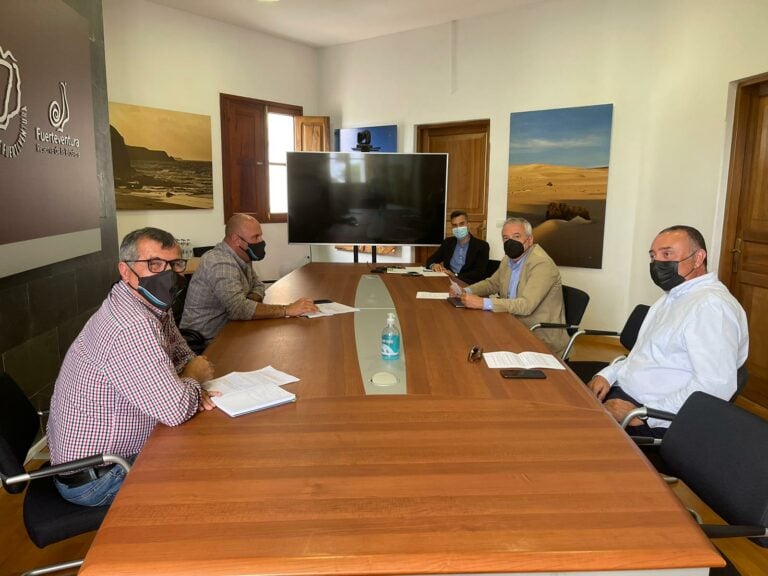 AECA traslada al Cabildo los objetivos vitales para el desarrollo del municipio