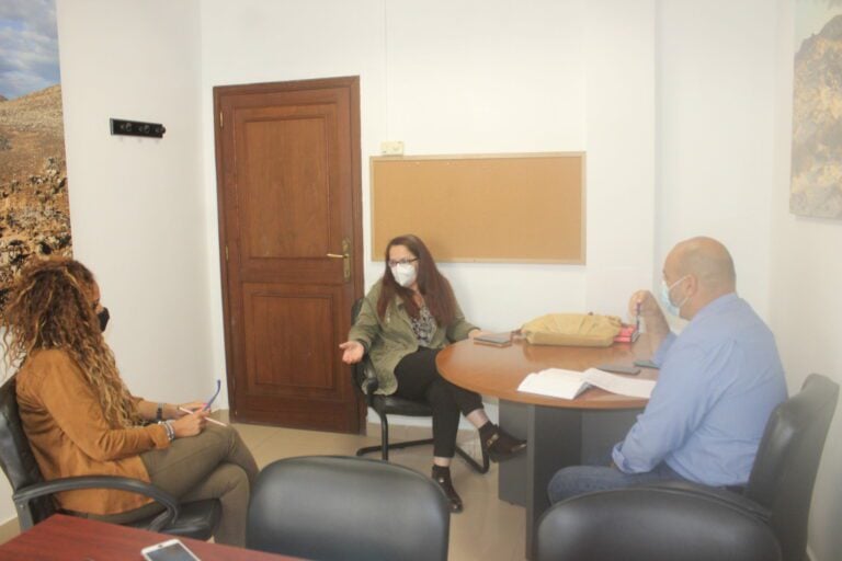 El Cabildo conoce las demandas de los vecinos de El Matorral