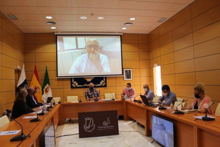 Cabildo y Gobierno de Canarias se coordinan para que el Plan Hidrológico y el PIOF recojan las necesidades de la Isla