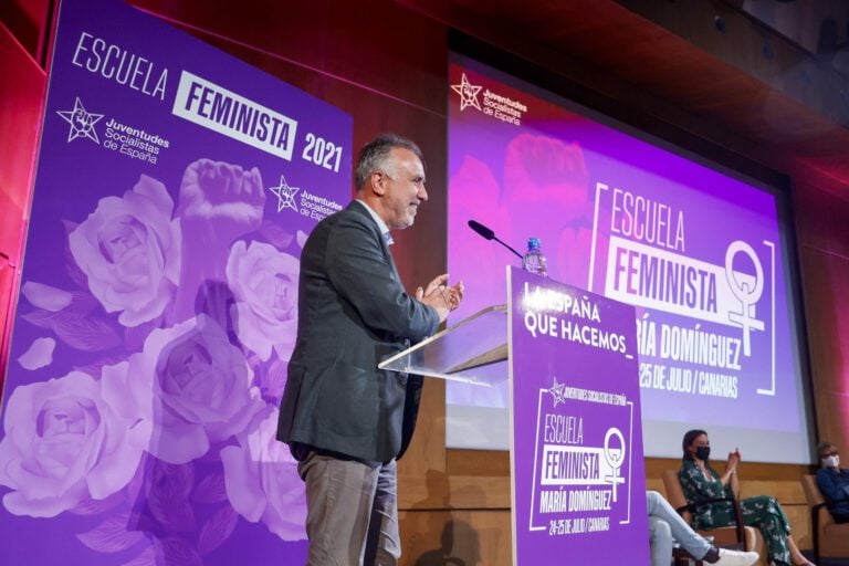 Ángel Víctor Torres: “No hay nada mejor que ser y sentirse socialista”