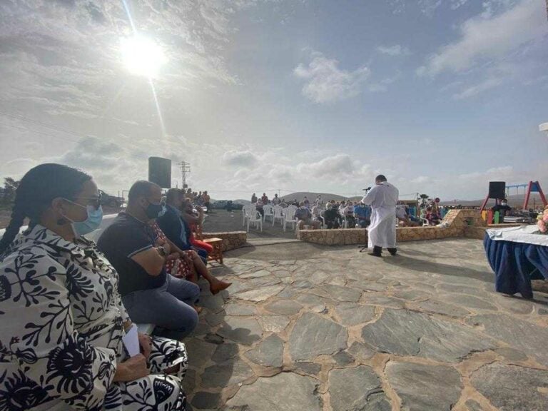 Pájara bendice la talla de la Virgen de Fátima