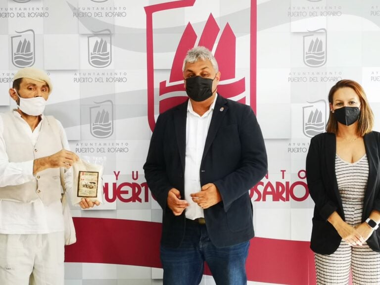 El Ayuntamiento capitalino felicita a Francisco Román por su medalla de plata en Agrocanarias