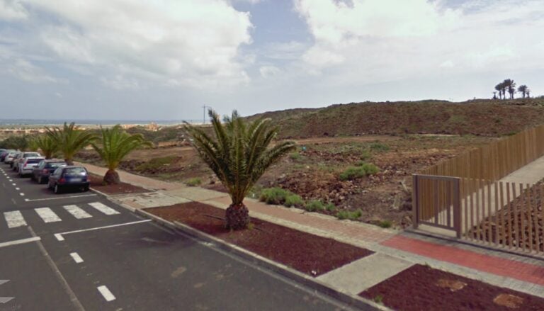 El ayuntamiento cede una parcela de 3.200 m2 para el nuevo centro de salud de Corralejo