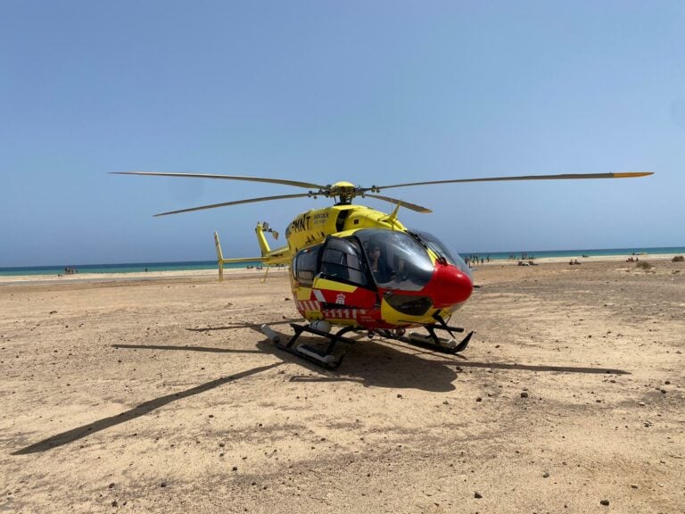 Un windsurfista herido grave en una playa de Pájara