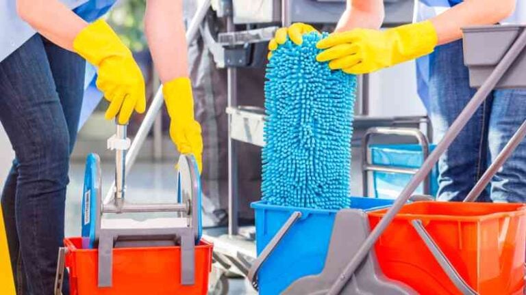 El PP exige recuperar el servicio de limpieza matinal en los colegios de Puerto del Rosario