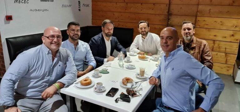 «A Pie de Calle», el programa de VOX para conocer las necesidades de los vecinos