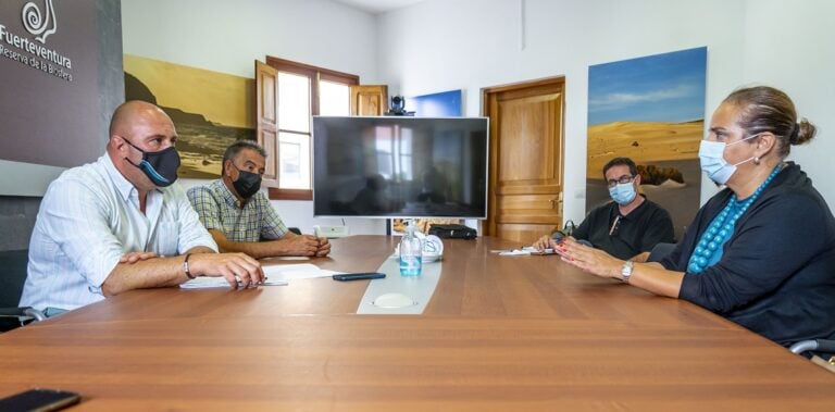 El Cabildo se persona en el procedimiento abierto por Costas al hotel Tres Islas