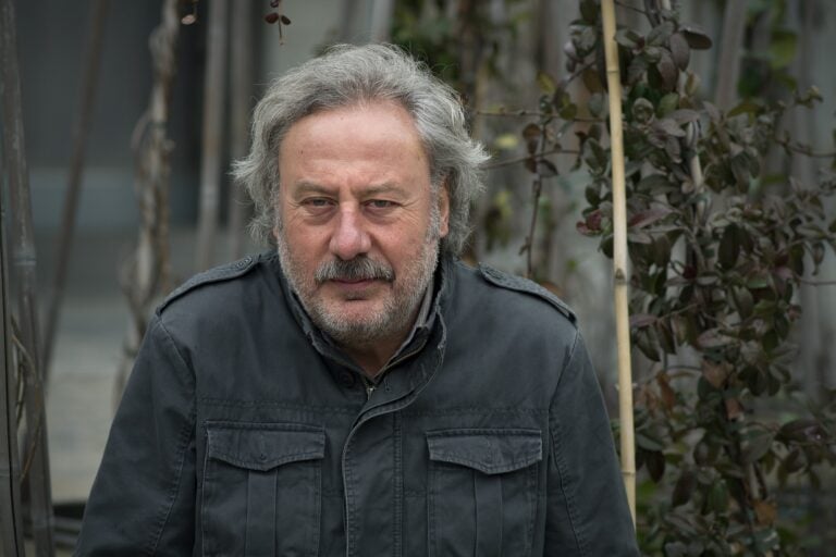 Julio Llamazares y Juan Cruz se encuentran en la Feria del Libro de la mano del ciclo ‘El escritor y tú’