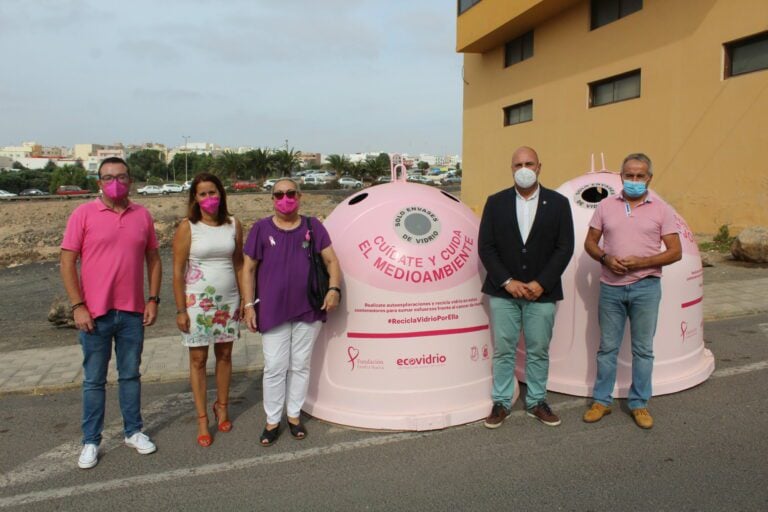 El Cabildo se suma a la campaña de Ecovidrio por el Día Mundial del Cáncer de Mama