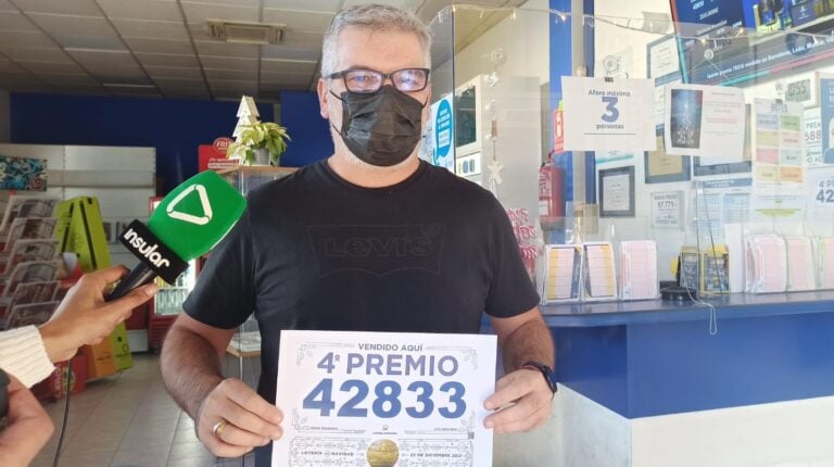 42833 | Un cuarto premio repartido en Puerto del Rosario, Pájara y La Oliva