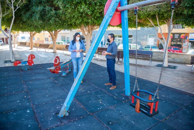 Tuineje renovará todos los parques infantiles del municipio
