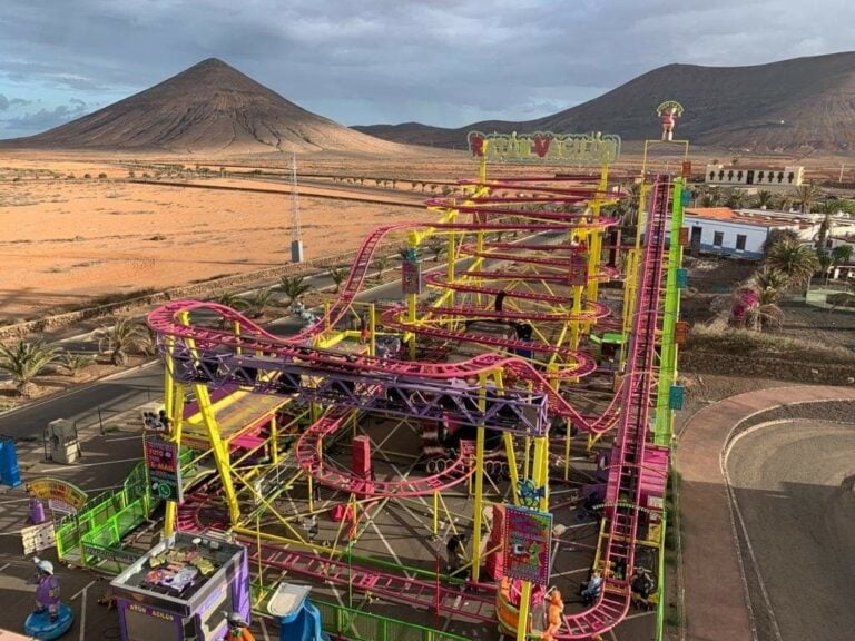 Arrancan las Fiestas de la Candelaria con un gran parque de atracciones en La Oliva