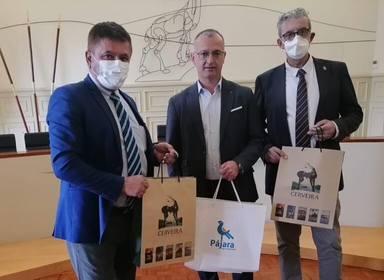 El alcalde de Pájara, Pedro Armas, visita Bayona y Vila Nova de Cerveira