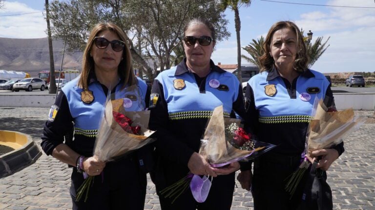 La Oliva celebra el Día de la Mujer con un homenaje a tres policías