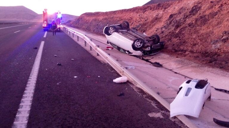 Una mujer herida en el vuelco de un vehículo en Fuerteventura