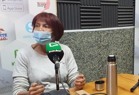 «Las mujeres no tenemos tendencias bélicas»