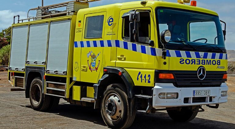 Una mujer herida grave en el incendio de su vivienda en Corralejo