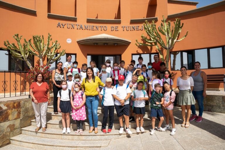 Los niños del CEIP Tuineje visitan el Ayuntamiento
