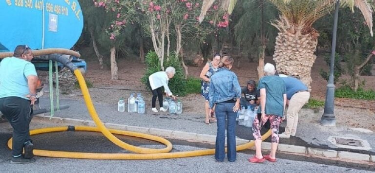 Armas visitará Costa Calma con la policía para solucionar el problema del agua