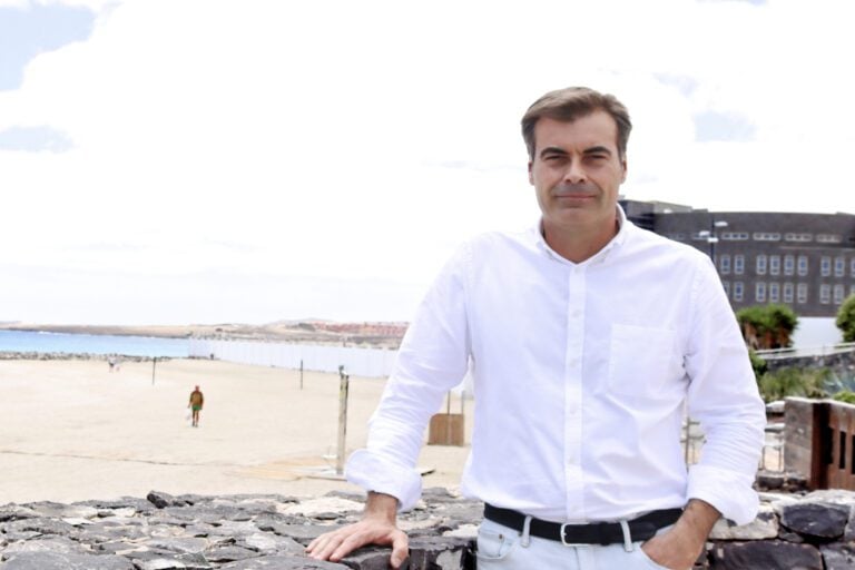 Fernando Enseñat presenta su dimisión como presidente del PP en Fuerteventura