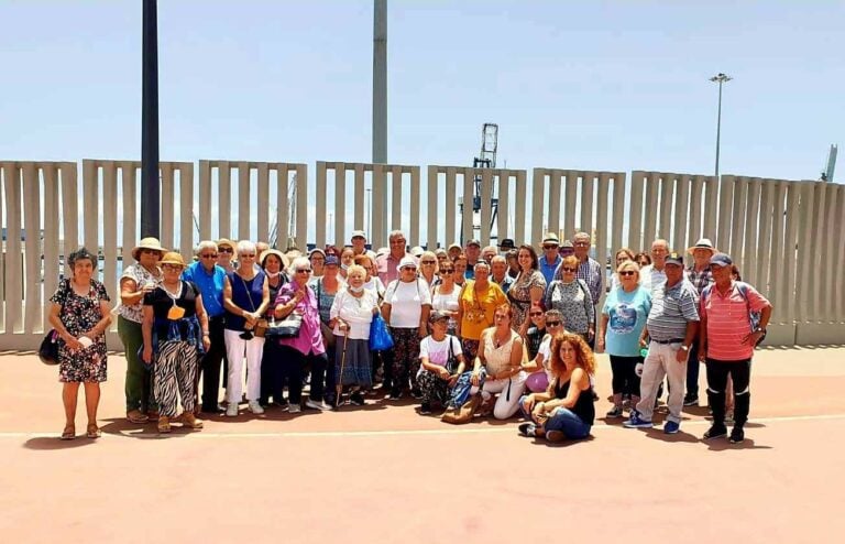 CC denuncia el abandono del Centro de Mayores portuense: «Sin agua en plena ola de calor»