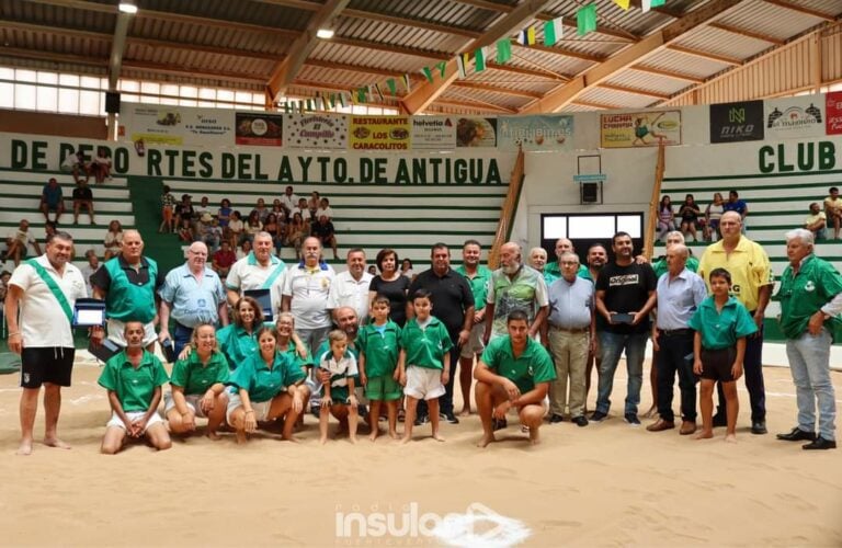 Homenaje a los luchadores y directivos que hicieron historia en CL Unión Antigua