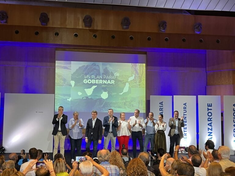 Feijóo: “El PP de Canarias es la alternativa al Gobierno”