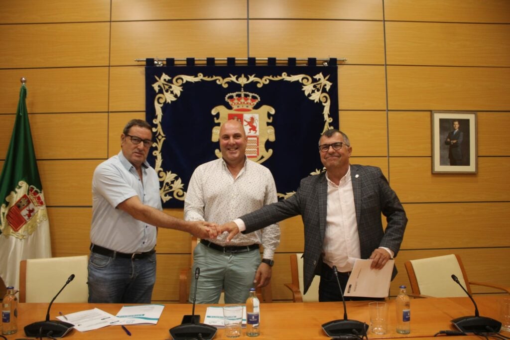 Cabildo y Altaba firman un convenio para la dinamización navideña en el municipio de Pájara