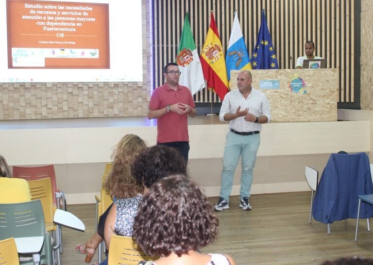 El Cabildo presenta su estudio sobre las necesidades de los mayores con dependencia
