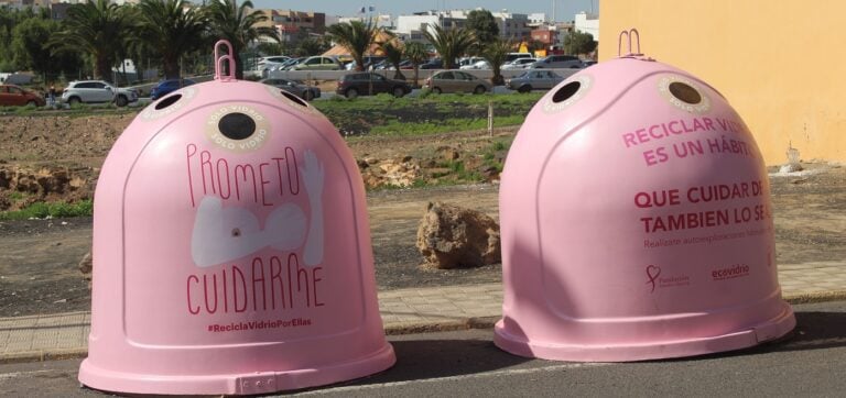 Llegan a Fuerteventura los iglús rosas de la campaña ‘Recicla Vidrio por Ellas’