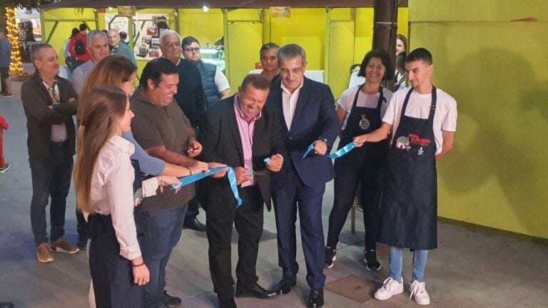 Unidad del sector y las administraciones en la I Feria del Queso de Antigua