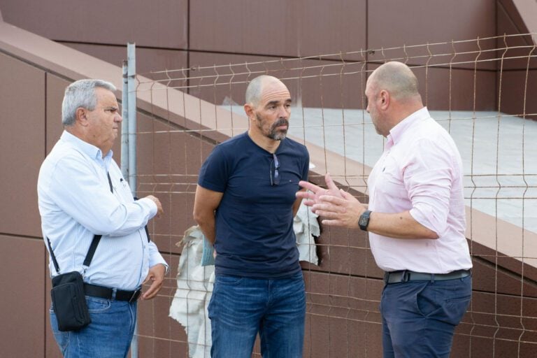 A licitación la dotación mobiliaria del Centro Polivalente y la Biblioteca de Gran Tarajal