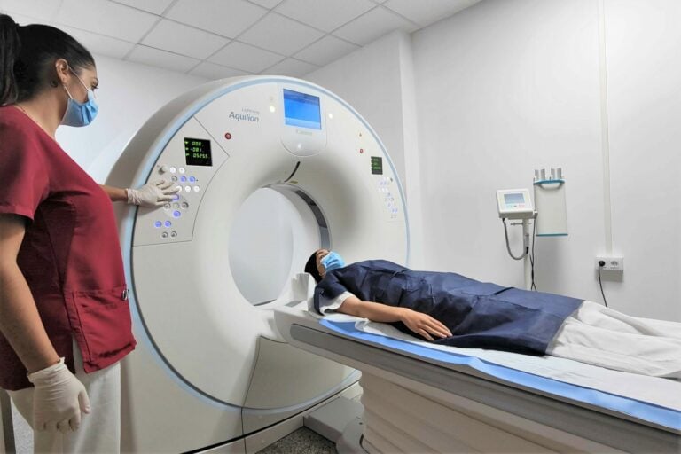 CEM Fuerteventura incorpora el primer TAC de 160 cortes e inteligencia artificial de Canarias