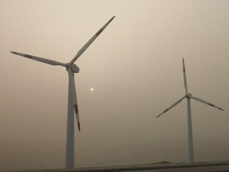 Sanidad recomienda tomar precauciones ante la presencia de calima