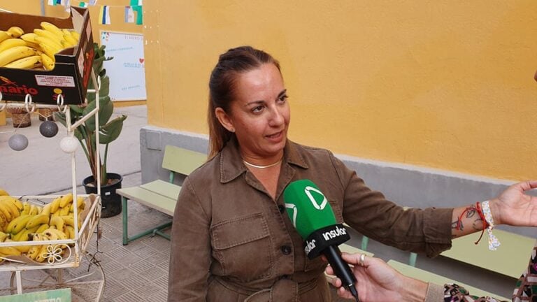 «Hemos bajado de 6 meses a 1 el plazo para el pago de las becas de estudio»