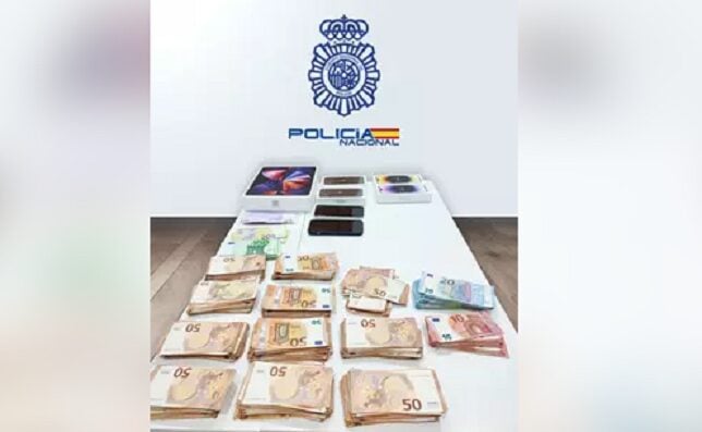 Detienen a un mensajero en Canarias por hurtar 154 dispositivos electrónicos de alta gama
