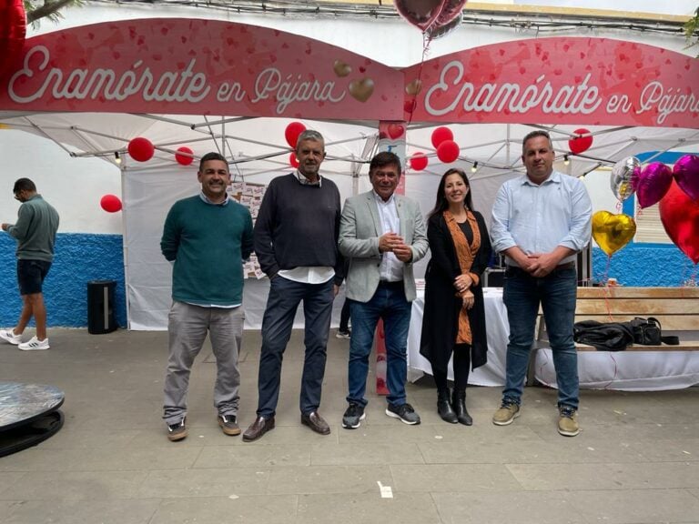 El ayuntamiento activa el comercio local con la campaña ‘Enamórate en Pájara’
