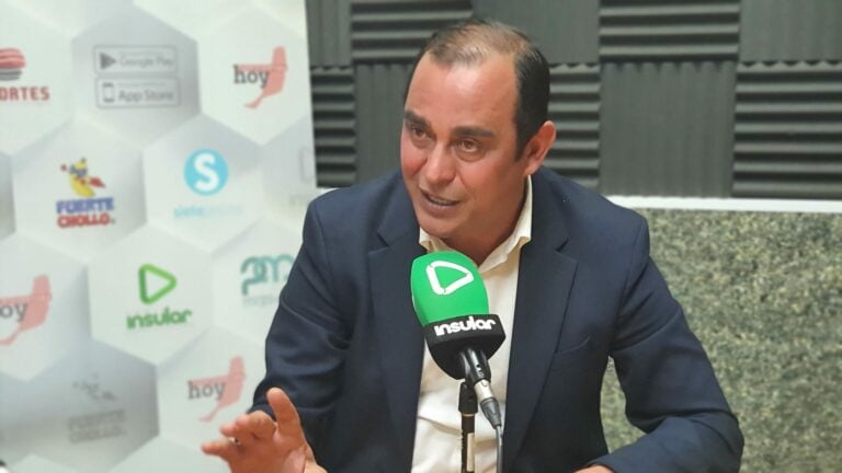 Acosta critica que se dé más credibilidad al Mediador que a otros: «Es un Torrente malo»