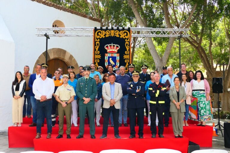 Pájara homenajea la «labor ejemplar» del personal municipal durante la pandemia