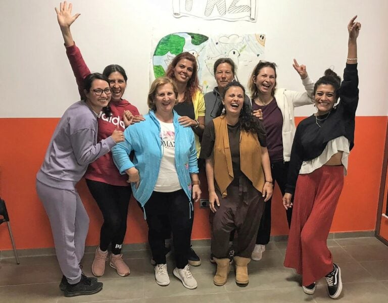 Éxito en Antigua de los talleres de crecimiento y cuidado personal dirigido a mayores