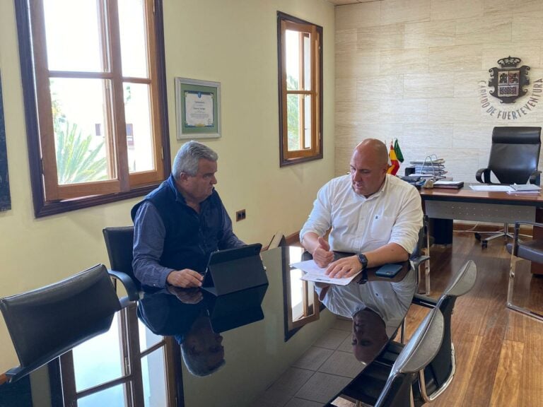 Aprobados casi 35 mil euros en subvenciones a fotovoltaicas y vehículos eléctricos