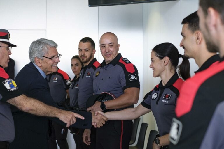Canarias crea la primera unidad policial especializada en violencia a menores de toda España