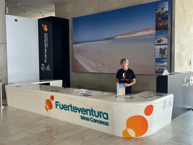 Reabre el punto de información turística del Aeropuerto de Fuerteventura